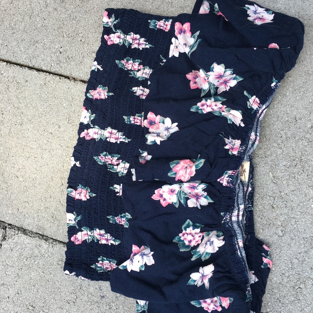 Hollister strapless floral crop top S: M